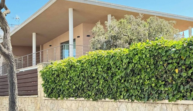 Holiday Home 'Cala Estancia' with Private Terrace, Wi-Fi and Air Conditioning
