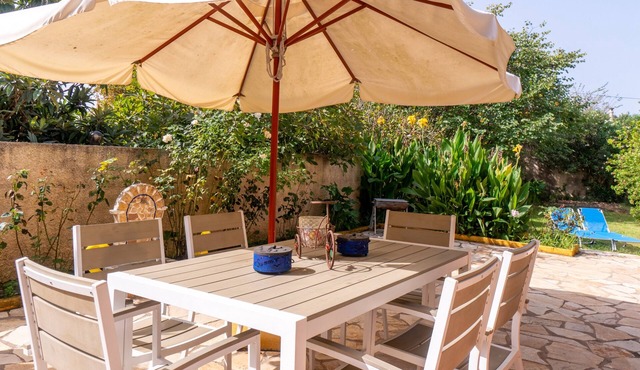 Holiday Home 'Princess House' with Private Terrace, Private Garden and Wi-Fi