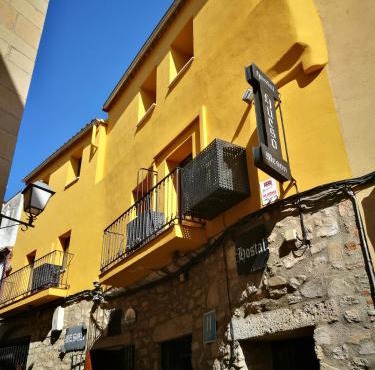 Hostal Hueso