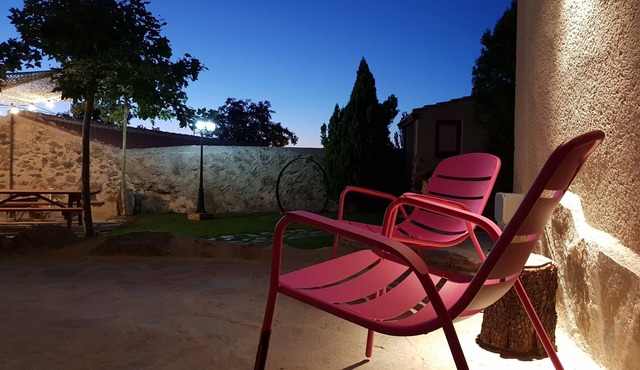 Ideal Familias 7 Dormitorios Jardin bbc Wifi 55 min de Madrid y 8 min de Segovia