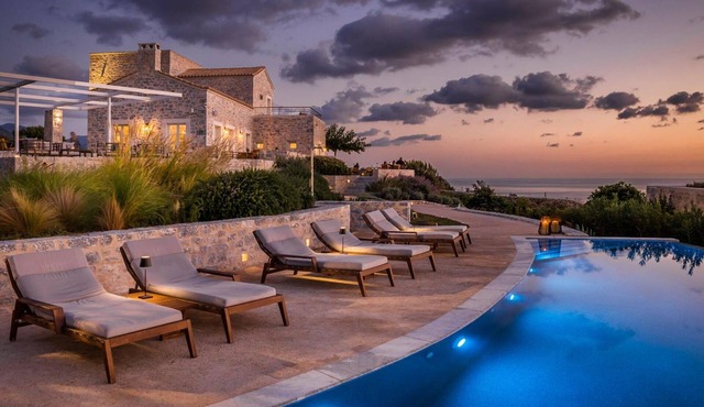 ISholidays Mani Estate One Bedroom Sea View Superior Suite