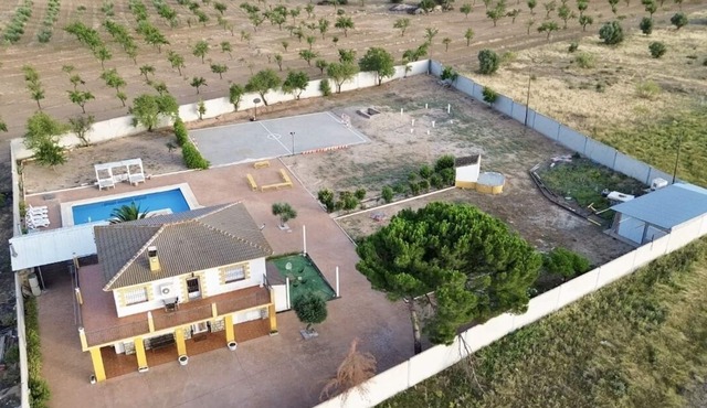 Isolated Rural House with Pool