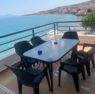 Kamari Beachfront Apartments
