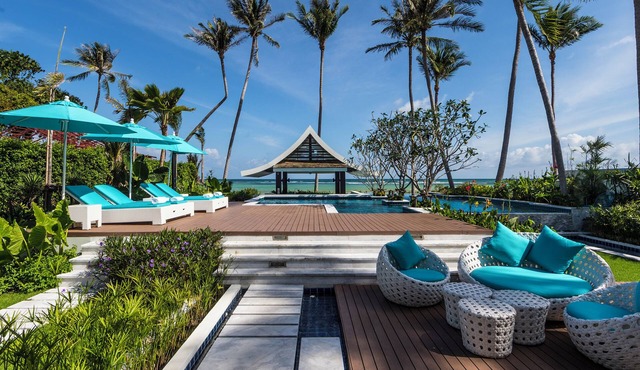 Koh Samui Luxury BeachFront Villa - sleeps 10