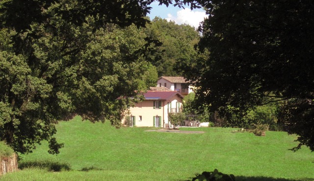 LA COMMISSERIA Beautiful new house with private pool surrounded by nature