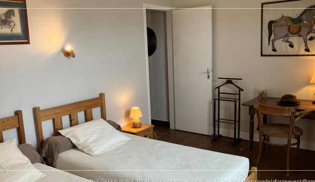 Large Gite & Private Event Venue 85km from Paris