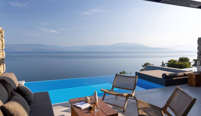Le Grand Bleu Resort