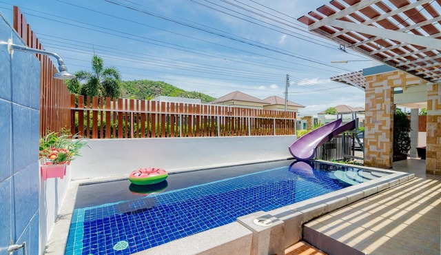 Little4 Hua-Hin Private Poolvilla just from beach 3kms. pool size 4*8M .
