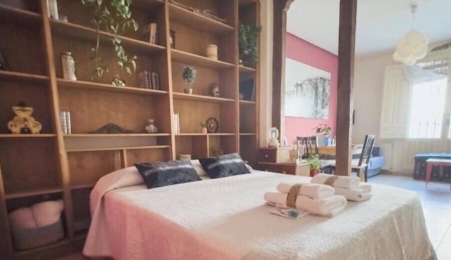 LOFT IN OLD TOWN OF CUENCA.LA MANGANA WINDOW. IN THE HISTORICAL CENTER.
