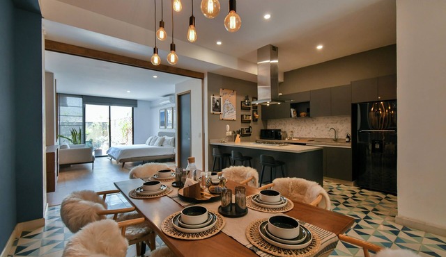 Loft Retreat in "World's Coolest Neighborhood"