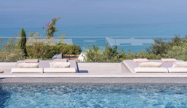 Lourdas White Villa