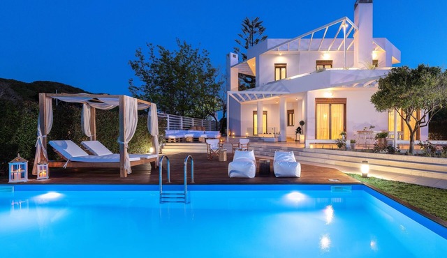Love White Villa with Private Pool