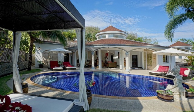 Luxurious, quiet, private Pool-Villa Lotus, 7/7 housekeeper/butler