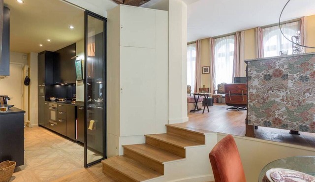 Luxury 2BR Louvre Apartment AC Elevator Heart of Paris 1st Arr.