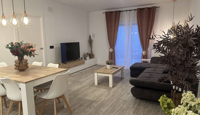 Luxury apartment with private pool and hot tub in the bedroom