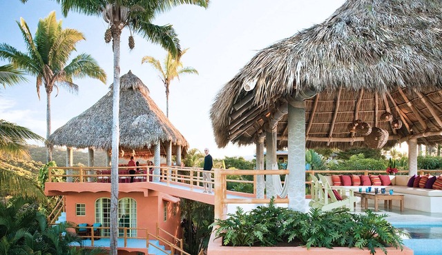 Luxury home with gorgeous ocean views, close to town, beautifully designed