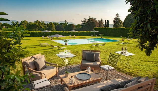 Luxury Villa Arancera with Private Pool