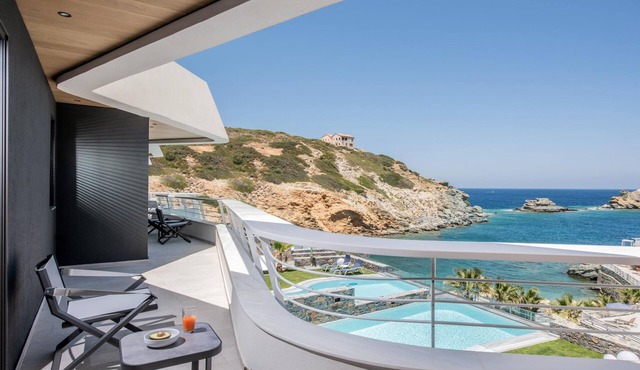 Made By The Sea Villas 9 Bdrm