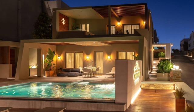 Magnificent Tinos Suite | Suite with Stunning Sea Views and Private Swimming