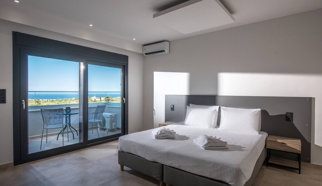 Marelina Luxury Villa 5 bedrooms with private pool