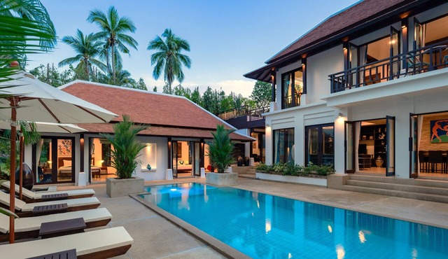 Marvellous Villa Matisse With Beach Access, Private Pool, Sea View and Garden