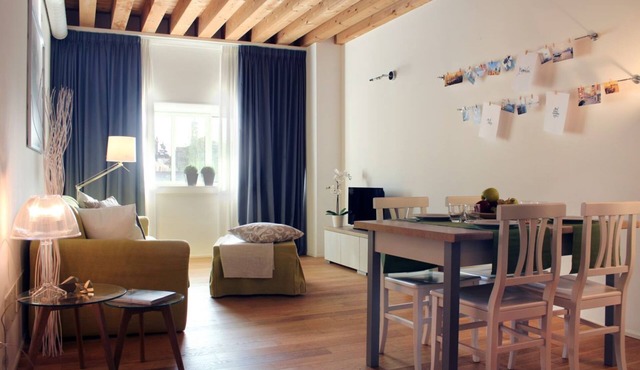 MAZZONI 15 MODERN FLAT BY VENICE TRAIN STATION