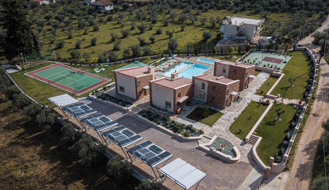 MODERN AND LUXURY SUITES FOR RELAX OR ESCAPE TO MAGICAL NAFPLIO