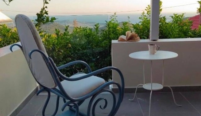 Modern boutique villa/close to popular beaches -sightseeings/great view relaxing