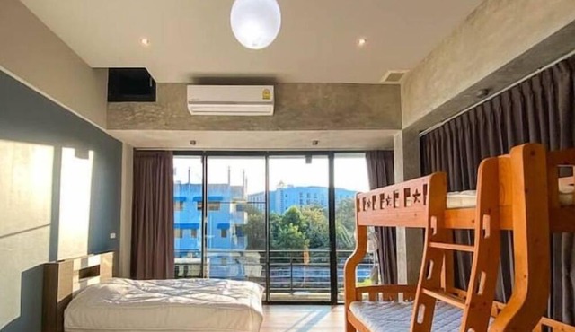 Modern Loft Townhouse In Nimman (Quiet Street)