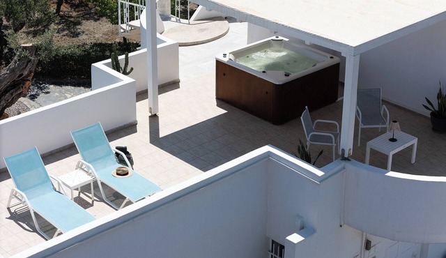 Modernist Apartment With Spa Bath at Grambella Olive Estate, Grambella Residence