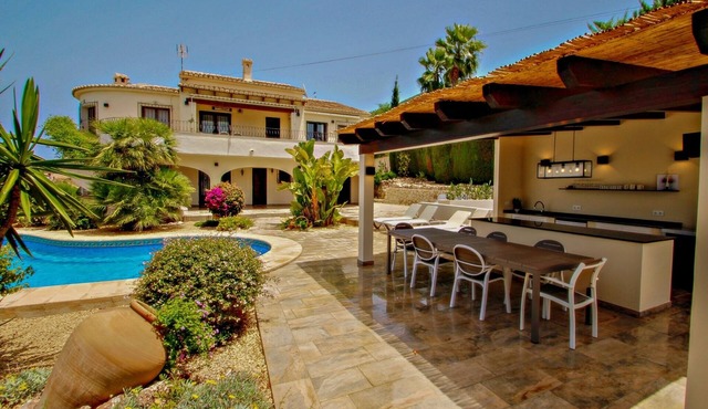 Nessa - well furnished villa with panoramic views in Benitachell