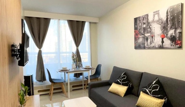 New Modern Apartment in Paris Center Metro 7 & 14 Maison Blanche