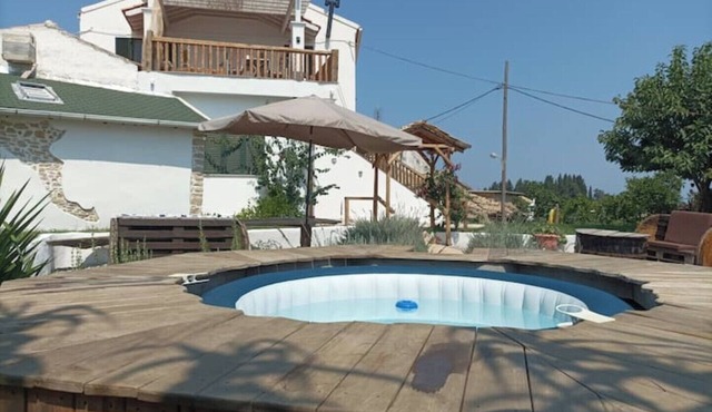 North Corfu 2-bedroom Villa in Traditional Village
