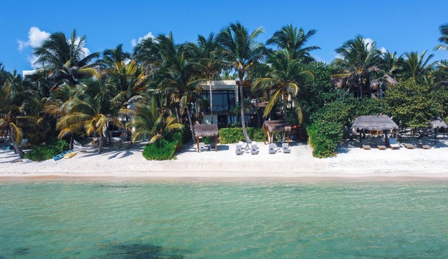 Ocean Walk Casita @ Sandy Beach in Tulum. Snorkels,Kayaks, Paddleboards Included