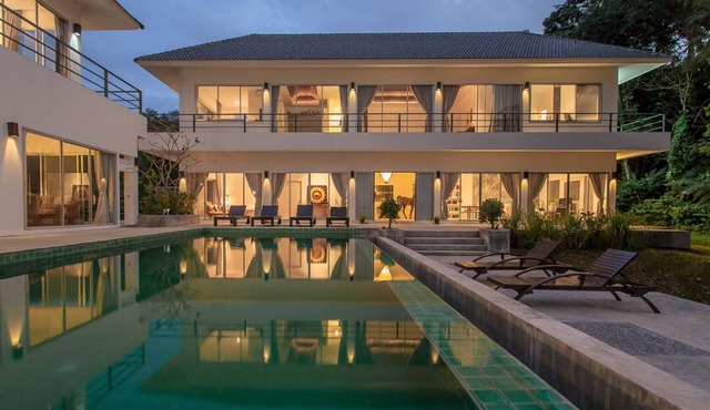 OceanView Private Villa: Walk to Beach; pool