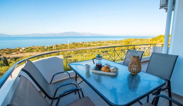 Onar Zin Seabliss - Penelope Poolside Getaway