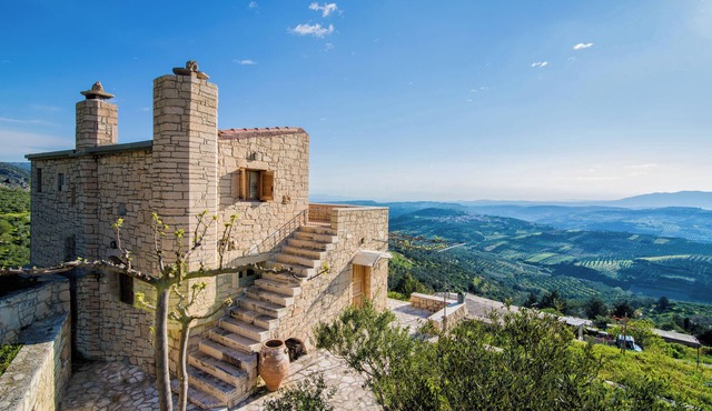 Panoramic View Villa in OliveGroves