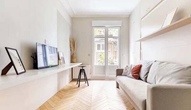 Passy Chic: Studio Design & Calme Absolu