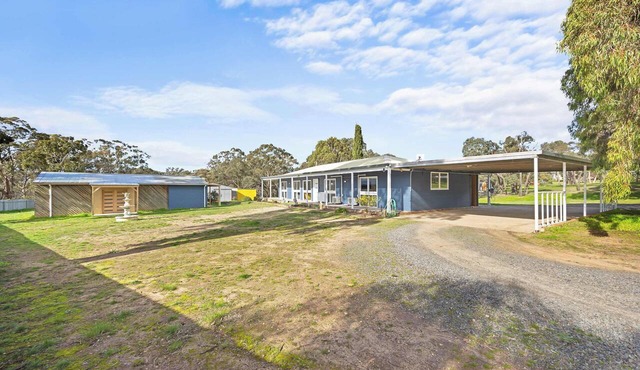Peaceful 6-Acre Retreat | Grampians | Sleeps 10