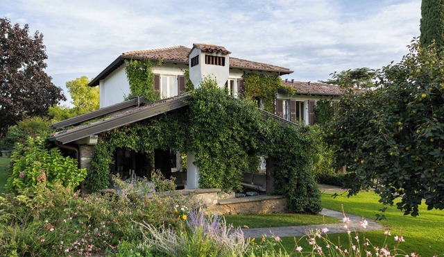Poderi La Rocchetta (Villa) Unique Estate close to the Lake and services