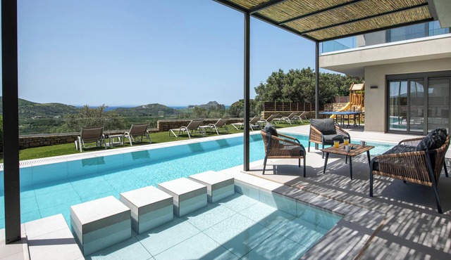 Porti Aphrodite 1 - A Stylish Eco Villa near beaches
