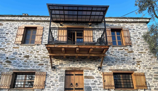 Private oasis in an olive grove with sea views - Pelion. Pet friendly!