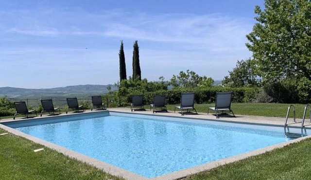 Private Villa with private pool, A/C, WIFI, terrace, panoramic view, close to Montepulciano