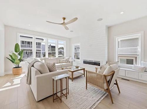 PURE LUXE Beach Block 5br Mansion