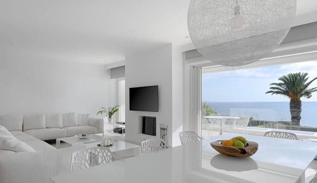 R 3392 Villa Hideo With Air Conditioning ,Coffee Facilities & Veranda.