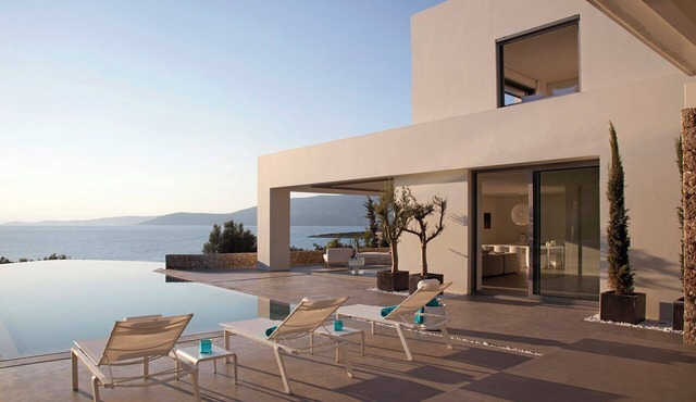Roellia - Six Bedroom Villa, Sleeps 12