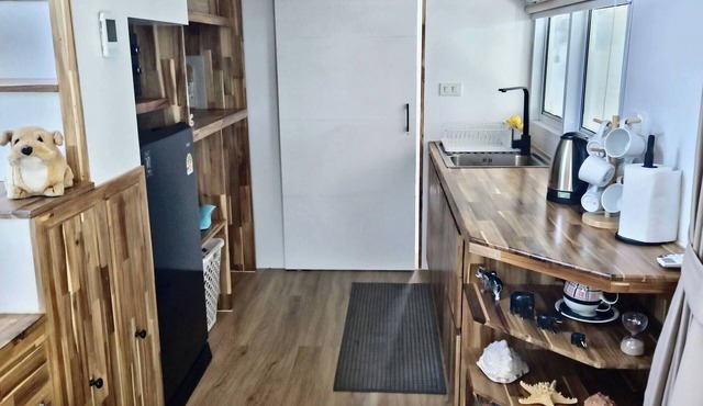 Samui Tiny House villa Glamping Seaview sleeps 8