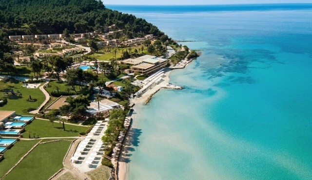 Sani's Oasis of Luxury - Ariadni & Erato Villas