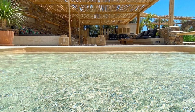 Seaside Naxos : 4BDR Villa Aetheria At Plaka Beach