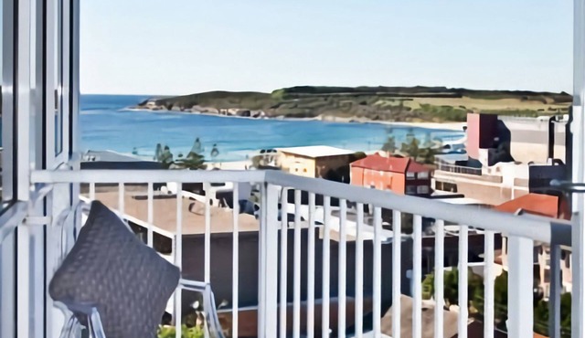Seaside Serenity Stunning Beach Views in Maroubra